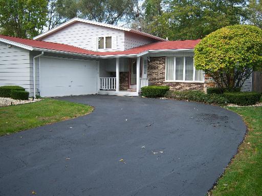 5202 S Keith Dr., Richton Park, IL 60471