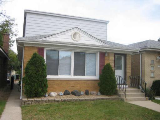 5455 N Nagle Ave., Chicago, IL 60630