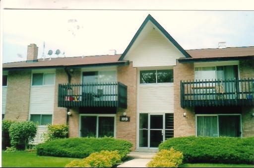 [Address Hidden by Seller], Willowbrook, IL 60527