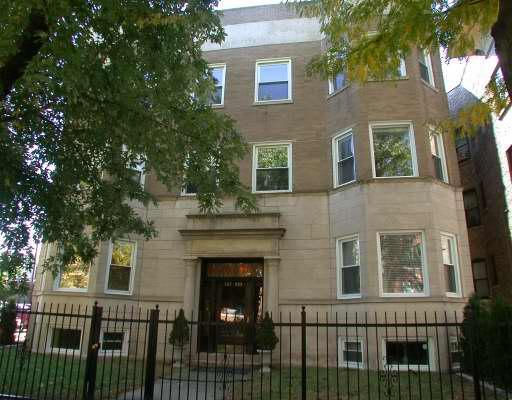 937 W Belle Plaine Ave. #1, Chicago, IL 60613