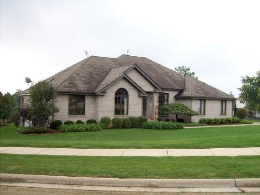 1220 Brookhill Close, Rockford, IL 61108