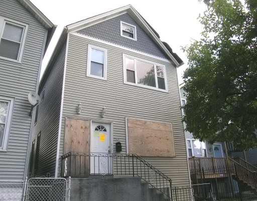 2065 N Bingham St., Chicago, IL 60647