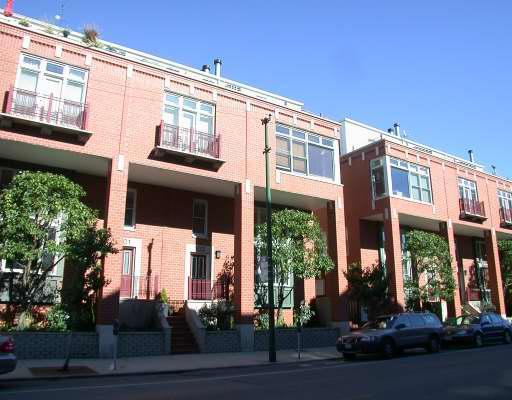 2843 N Lincoln Ave. #206, Chicago, IL 60657