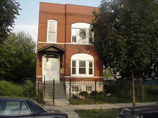 4519 S St. Lawrence Ave., Chicago, IL 60653