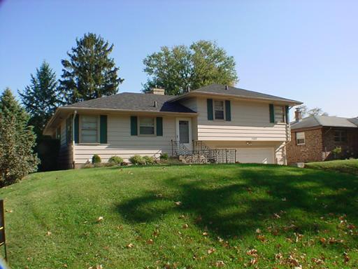1002 Kingsway Ave., Rockford, IL 61108
