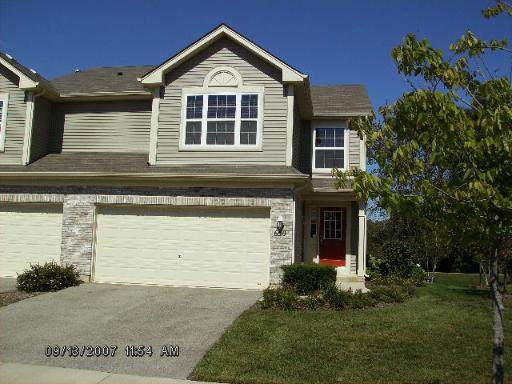 650 Countryfield Ln., Elgin, IL 60120