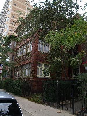 811 W Lawrence Ave., Chicago, IL 60640