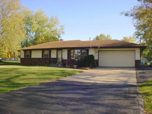 4739 Luna Dr., Machesney Park, IL 61115