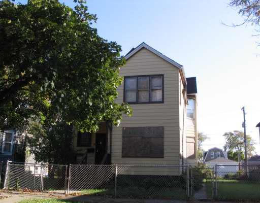 9025 S Carpenter Ave., Chicago, IL 60620