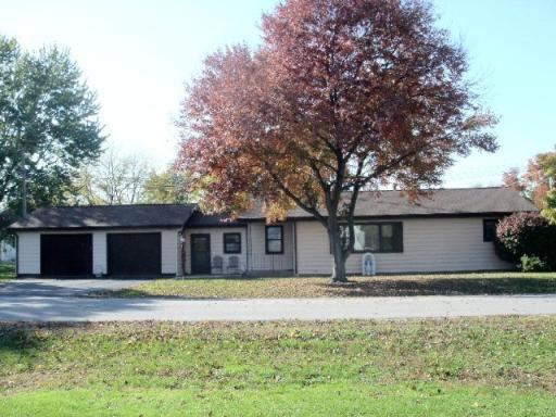 121 Clark St., Seneca, IL 61360