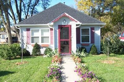 347 S Main St., Seneca, IL 61360