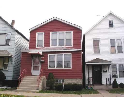 9735 S Escanaba Ave., Chicago, IL 60617