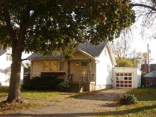 548 S Gladstone Ave., Aurora, IL 60506