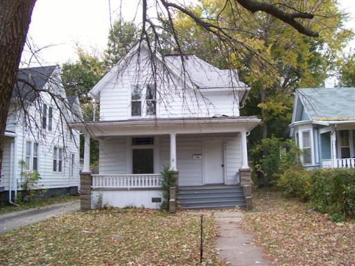 936 Grant Ave., Rockford, IL 61103