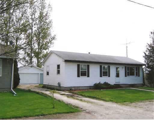 230 W Nissen Stigen St., Lee, IL 60530