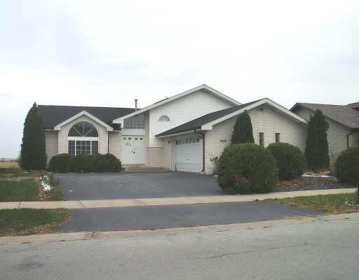 19509 Oakwood Ave., Lynwood, IL 60411
