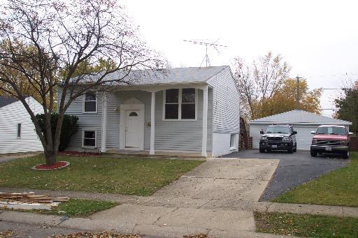 225 Mckool Ave., Romeoville, IL 60446