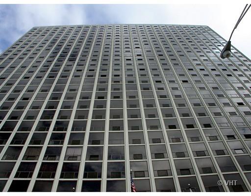 4343 N Clarendon Ave. #1511, Chicago, IL 60613