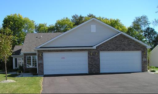 10395 Marblewing Rd. #B, Roscoe, IL 61073