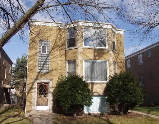 2734 W Farragut Ave., Chicago, IL 60625