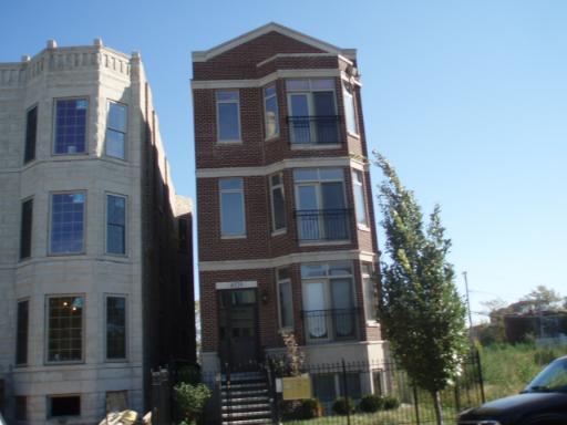 4529 S St. Lawrence Ave. #1, Chicago, IL 60653