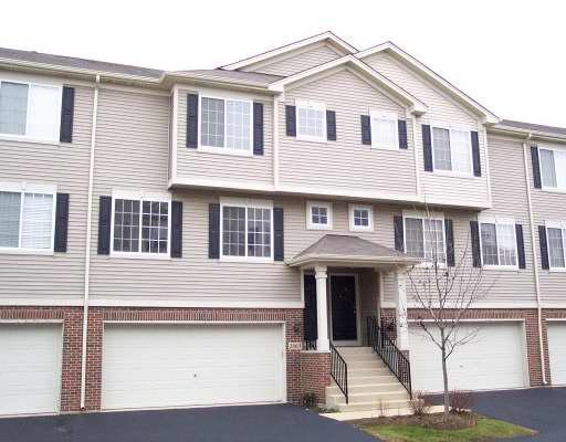 1863 S Indian Hill Ln., Aurora, IL 60503