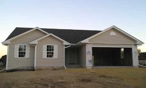 5081 Grand Cape Rd., Rockford, IL 61109