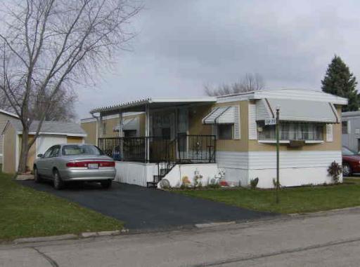 108 7th Ave., Bartlett, IL 60103