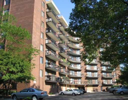 711 S River Rd. #511, Des Plaines, IL 60016