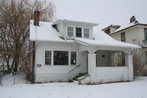 30 W Dexter St., Freeport, IL 61032