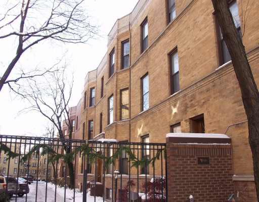 743 W California Ter. #2, Chicago, IL 60657