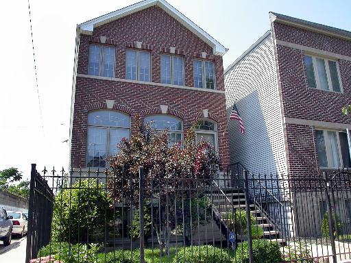 1800 N Washtenaw Ave., Chicago, IL 60647