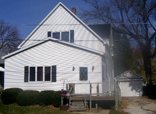 615 Roosevelt Ct., Sycamore, IL 60178