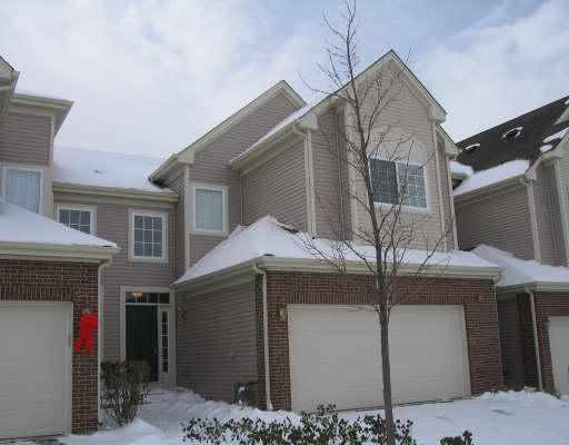 6101 Canterbury Ln. #3, Hoffman Estates, IL 60192