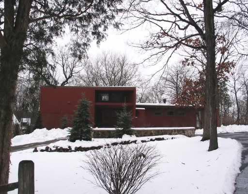 148 Kimberly Rd., Barrington, IL 60010