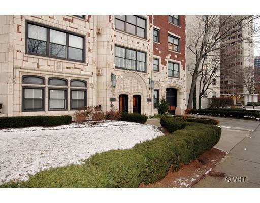 3920 N Lake Shore Dr. #2S, Chicago, IL 60613