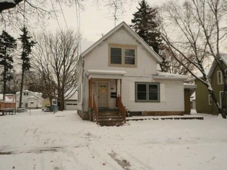 921 N Logan Ave., Elgin, IL 60120