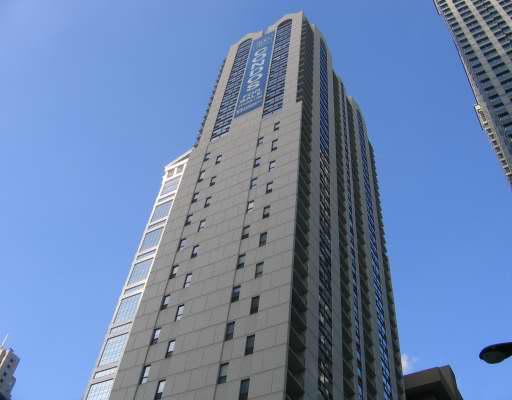 200 N Dearborn St. #1801, Chicago, IL 60601