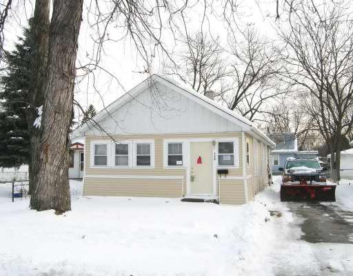 [Address Hidden by Seller], Waukegan, IL 60085