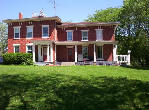 1123 N 2803 Rd., Utica, IL 61373