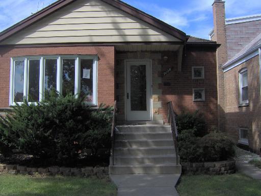 7126 S Ridgeway Ave., Chicago, IL 60629