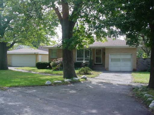 13 Schrum Rd., Calumet City, IL 60409