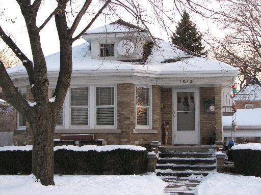 1212 Briargate Ave., Joliet, IL 60435