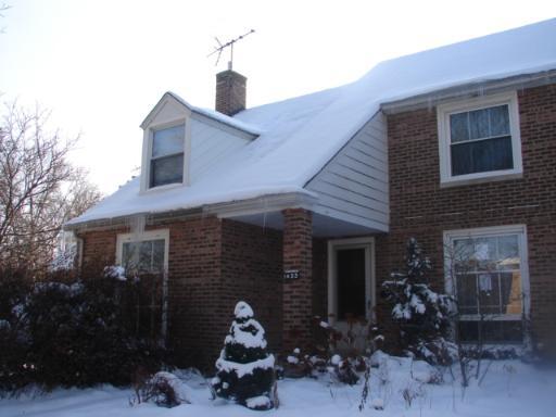 1433 Willow Ave., Des Plaines, IL 60016