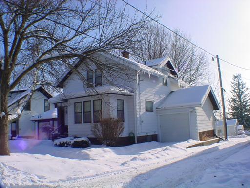 2021 2nd Ave., Rockford, IL 61104