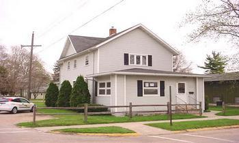202 S Elm St., Franklin Grove, IL 61031