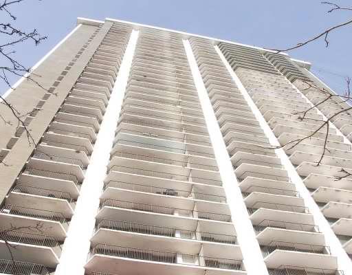 6007 N Sheridan Rd. #8B, Chicago, IL 60660