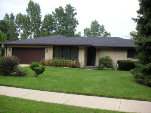 1212 Lanewood Dr., Rockford, IL 61108