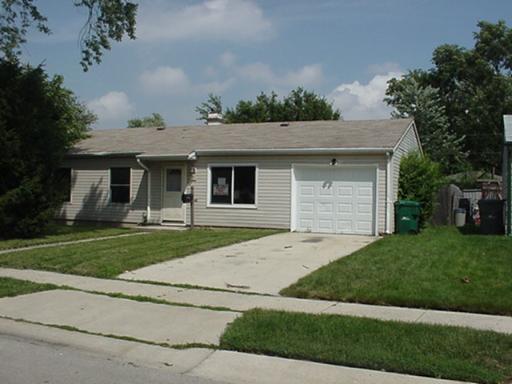 523 Camden Ave., Romeoville, IL 60446