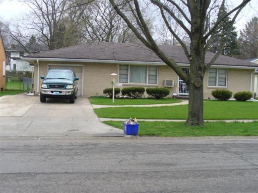 1216 Arthur Ave., Rockford, IL 61103